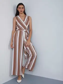 سرهمی قهوه ای رنگ راه راه وردروبه