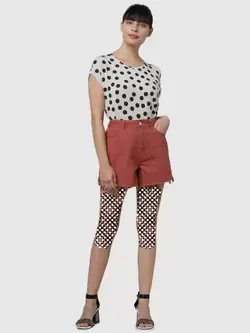 شلوارک قهوه ای رنگ طرح دار ورومودا