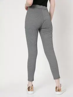 شلوار سیاه سفید طرحدار ورومودا