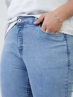 شلوار جین آبی روشن جیا