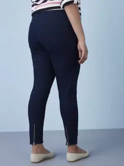 شلوار جین آبی تیره جیا