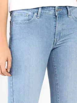 شلوار جین نیلی رنگ لِویس