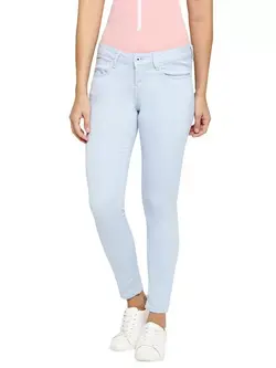 شلوار جین رنگ آبی روشن پِه‌پِه