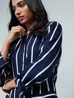 مانتو سورمه ای رنگ راه راه لُو