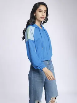 سویشرت آبی رنگ توئِنتی