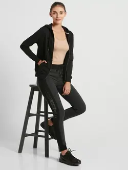 سویشرت مشکی رنگ آستین بلند جوکِی