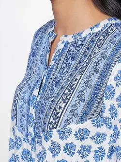 تونیک آبی سفید رنگ طرح دار آی تی اس ای