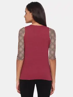 تاپ قرمز رنگ یقه تور زیوَم