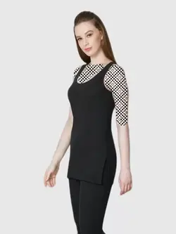 تاپ مشکی رنگ یقه گرد وَن هیوسِن