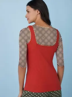 تاپ رنگ نارنجی تیره یقه مربعی واندرلاو