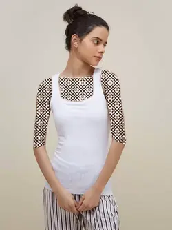 تاپ سفید رنگ یقه مربعی واندرلاو