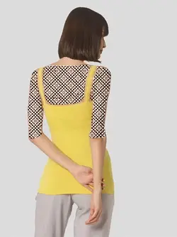 تاپ لیمویی رنگ یقه تور ورومودا