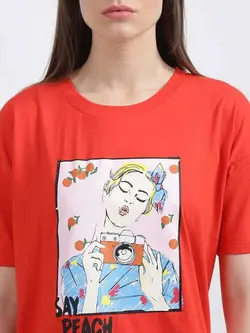 تیشرت قرمز رنگ چاپدار عروسکی آستین کوتاه زینک لندن