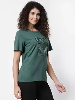 تیشرت سبز رنگ چاپدار آستین کوتاه موده