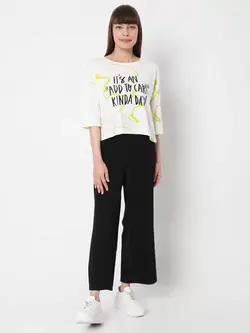 تیشرت طرح دار سفید آستین سه ربع ورو مودا