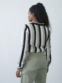 پیراهن زنانه راه راه سفید سبز نوون