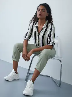 پیراهن زنانه راه راه سفید سبز نوون