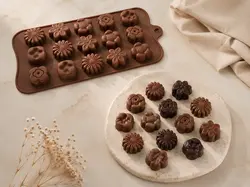 کاغذ کیک یزدی 20 عددی رنگ آبی پاستیلی