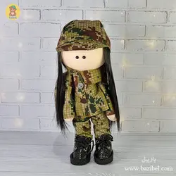 عروسک روسی کماندو با لباس سبز