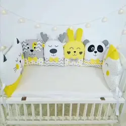 کوسن و گارد طرح دار مناسب تخت نوزاد