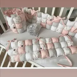 کوسن و گارد طرح دار مناسب تخت نوزاد
