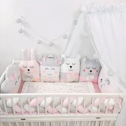 کوسن و گارد طرح دار مناسب تخت نوزاد