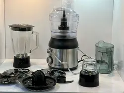 آبميوه گيری و غذاساز ١٠ كاره دسينی مدل 111