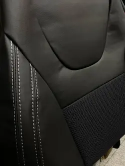 روکش صندلی تیگارد X35 چرم پارچه رنگ مشکی دوخت سفید - باران کاور