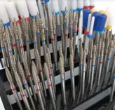 سرسوهان مانیکور تورنادو روسی