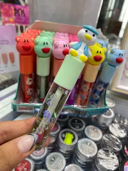برق لب خرسی لیپ گلاس HUDA Matte Me