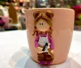 ماگ دست ساز مجسمه سازی شده با خمیر فیمو ناخن کار