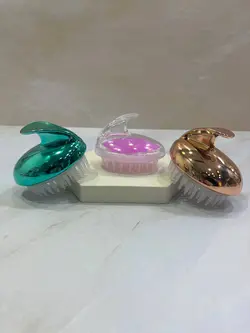 برس / سرشور ژله ای سیلیکونی مخصوص ماساژ و شستشو سر