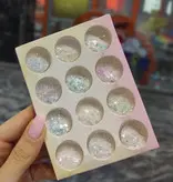 دیزاین ناخن گلیتری پولک ریز دونه ای