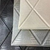 دیوارپوش فومی پشت چسب دار طرح لوزی چرمی (کروکدیل)