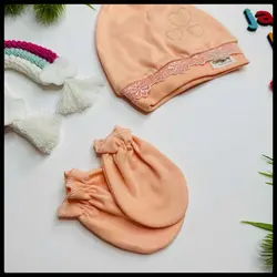 ست نوزادی کلاه و دستکش و پاپوش