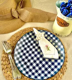 بشقاب چهارخونه زاراهوم
