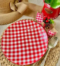 بشقاب چهارخونه زاراهوم