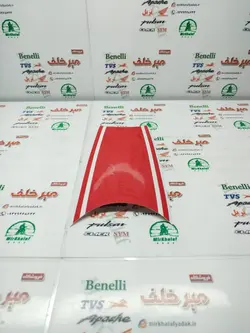 ارم (برچسب) روی باک قسمت بالایی موتور بنلی 150 قرمز اصلی