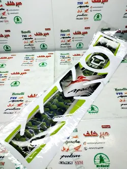 پد (برچسب) کامل روی باک و درب باک موتور اپاچی 150 160 180 سبز