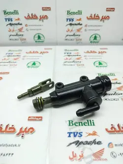 پمپ ترمز پدال عقب (وسط) زیر پا موتور پالس ns 200 ان اس و rs 200 ار اس و پالس 220 هندی