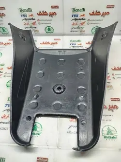 گلگیر (قاب کاور فلاپ دمی) بالای روی چراغ خطر عقب موتور تریل gy جی وای و نامی مشکی