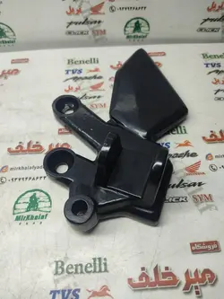 براکت جا پایه جلو سمت چپ (پدال دنده) موتور sym گالکسی na شرکتی