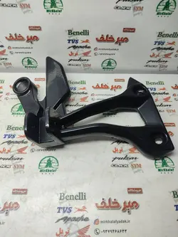 براکت جا پایه عقب سمت راست موتور sym گالکسی na