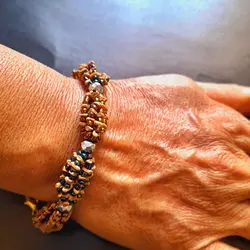 دستبند میخک و شنبلیله