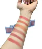 رژگونه مات نایس