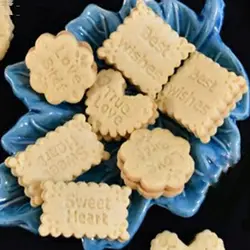 کاتر شیرینی پزی مدل Bis - Hrt - قیمت و خرید آنلاین - قاطی پاتی