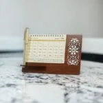 تقویم رومیزی سال 1403 مدل گلبرگ کد 01 بسته 2 عددی - قیمت و خرید آنلاین - قاطی پاتی