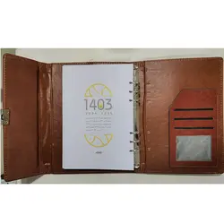 سالنامه سال 1403 مدل کلاسوری قفل دار کد 950 - قیمت و خرید آنلاین - قاطی پاتی