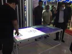 میز لمسی پرزنت