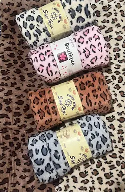 حوله حمام وارداتی طرح پلنگی سایز لارج